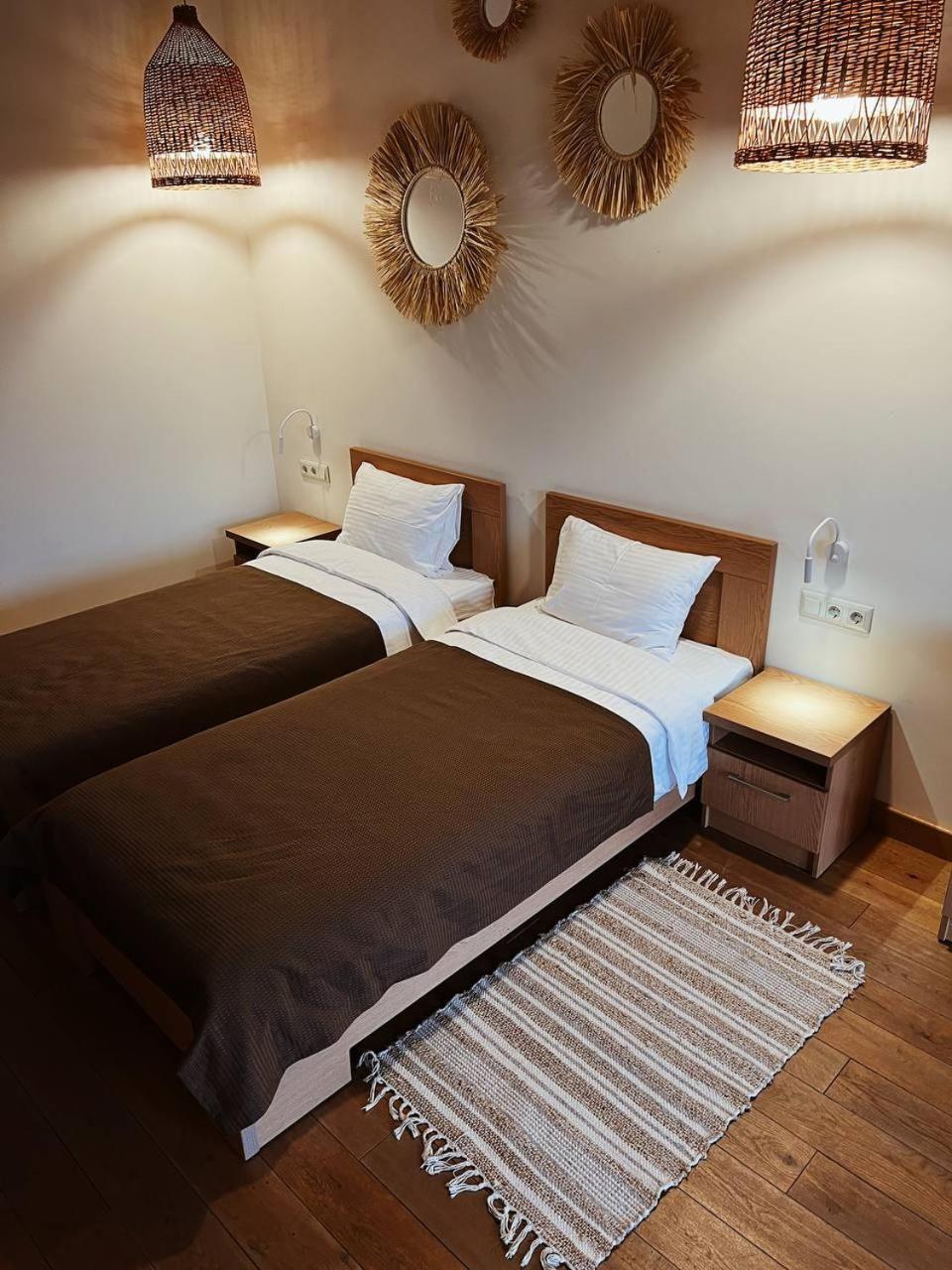 Eden Resort Yasnogorodka  ภายนอก รูปภาพ
